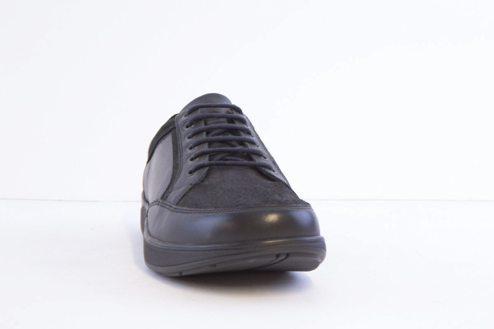 NEW FEET (182-24-210) Men's Lace Wide Fitting Shoe - Image 3