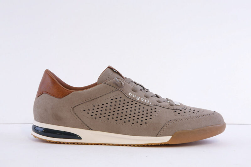 Bugatti 321-A3817-5500 Taupe suede Smart Casual laced comfort trainer