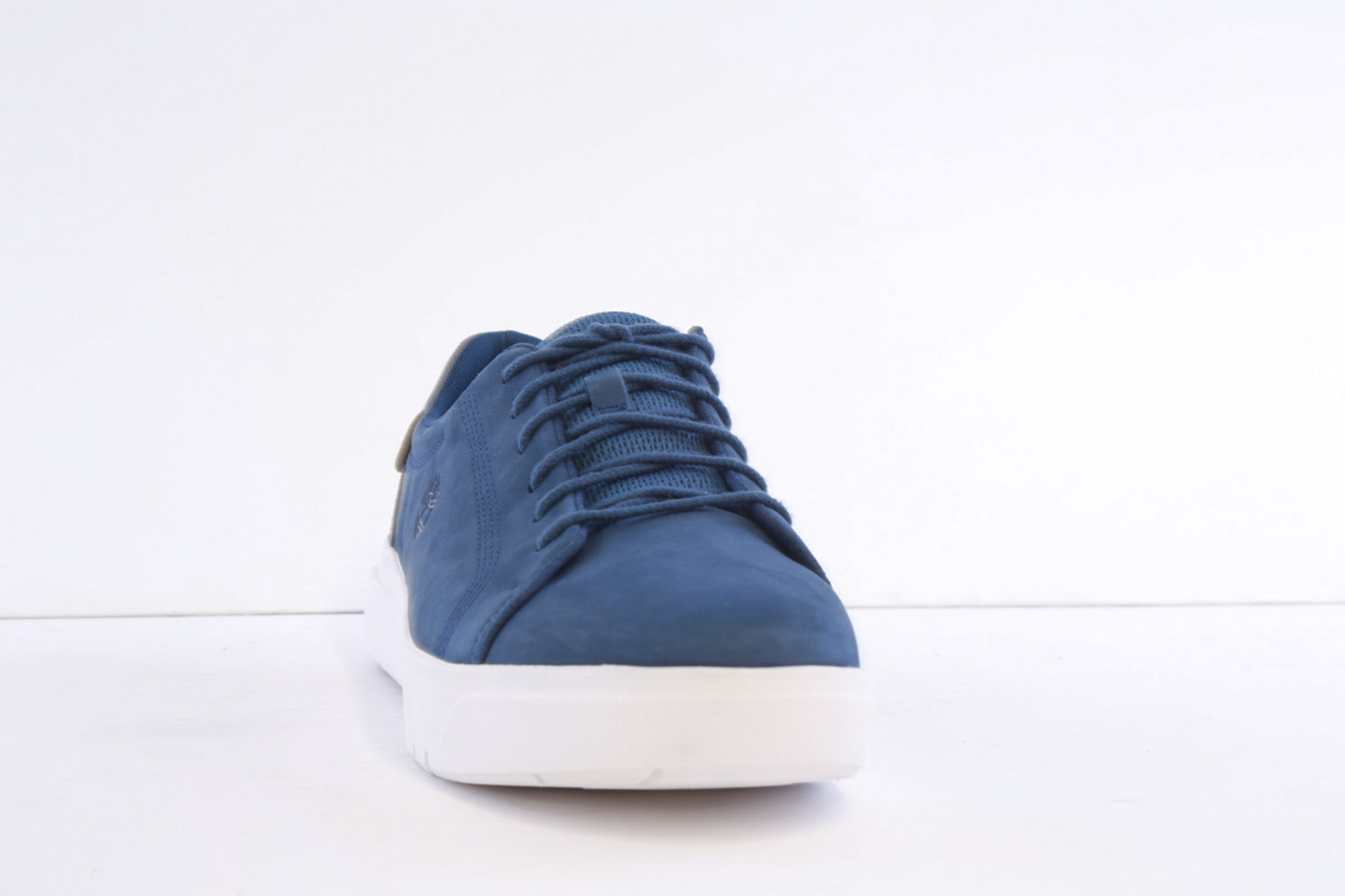 Timberland Tb0a292c - 2881 Blue Smart Casual Laced Trainer - Image 4