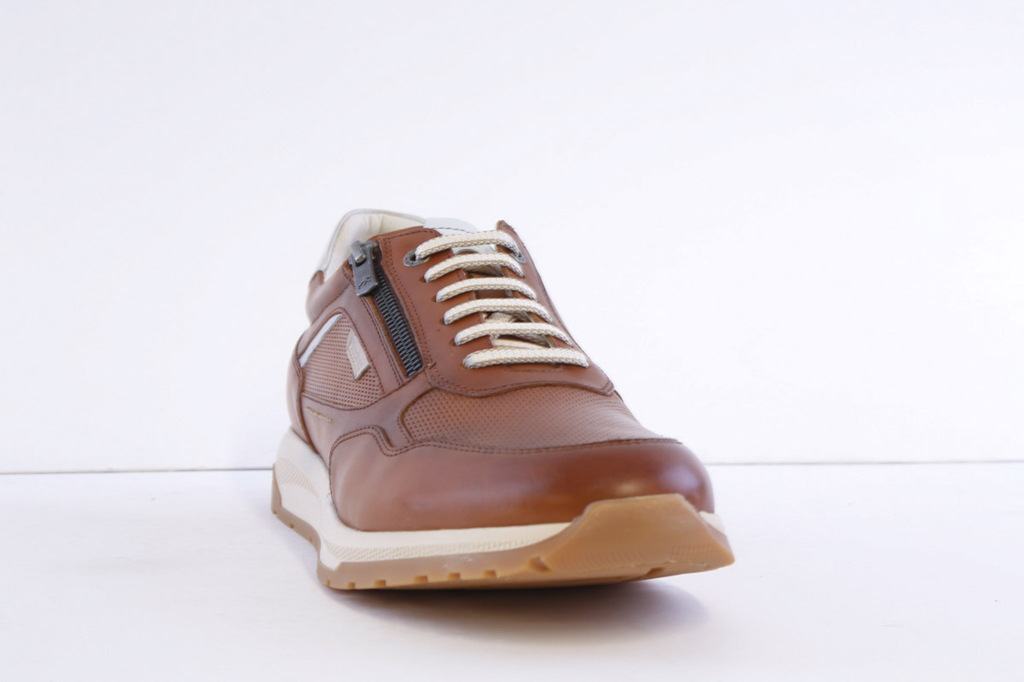 Fluchos F2405 Tan Leather Smart Casual Laced Trainer - Image 3