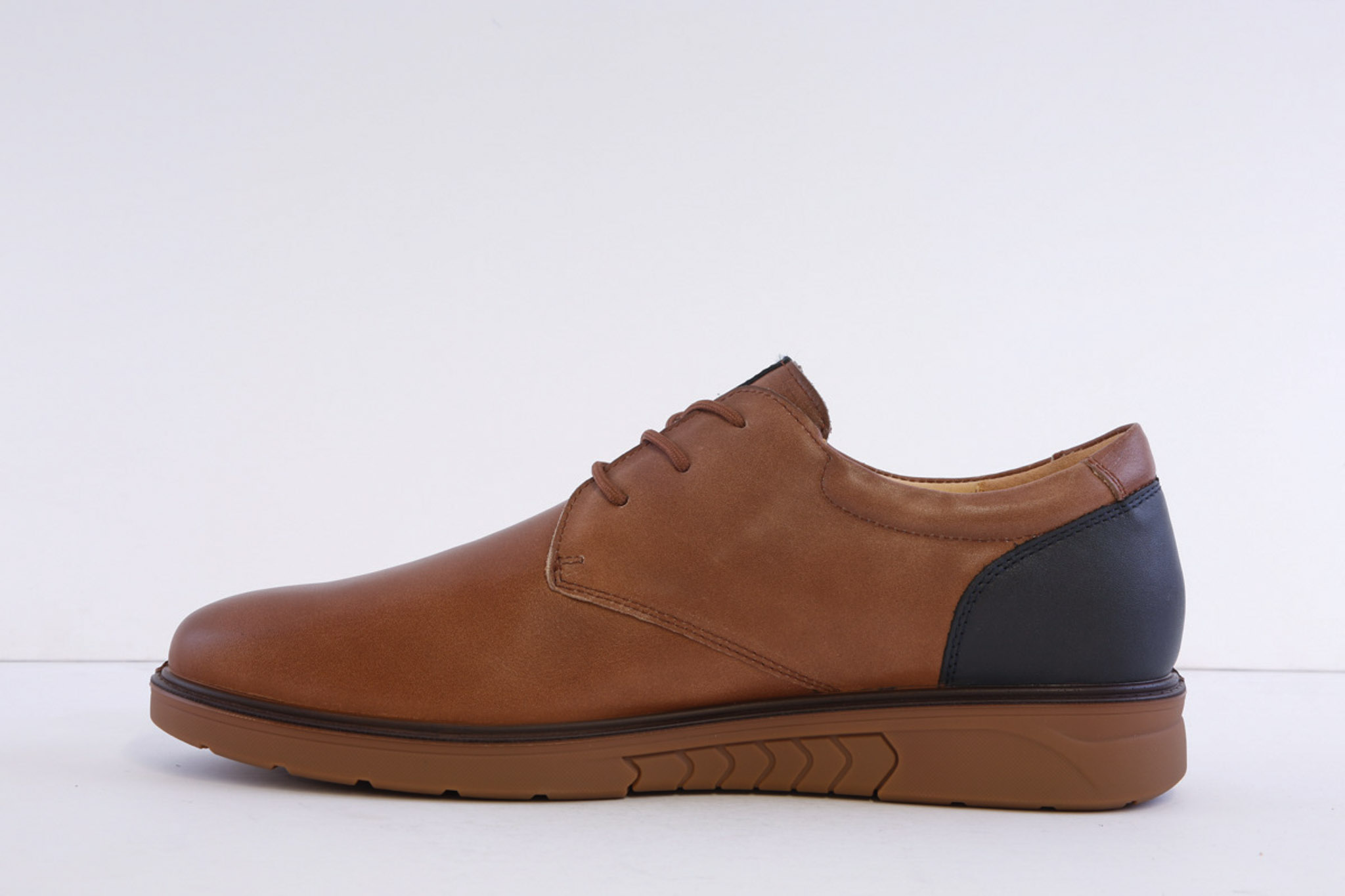 G-Comfort 1824C Tan Leather Smart Casual Laced shoe - Image 3