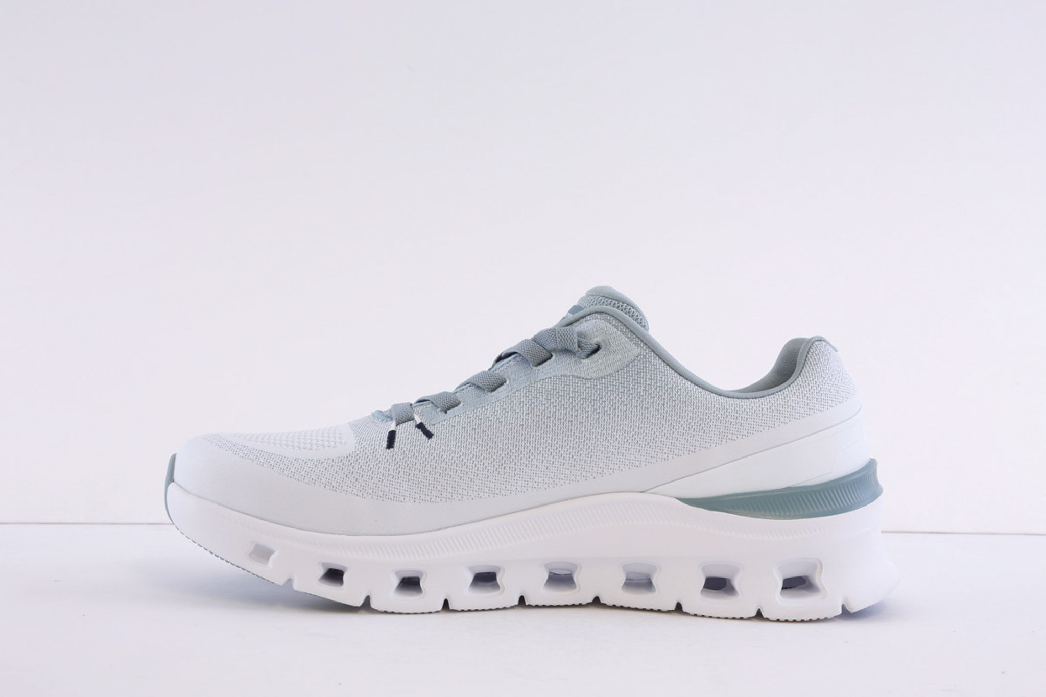 Skechers 233132-Wlb white air cooled mock lace trainer - Image 3