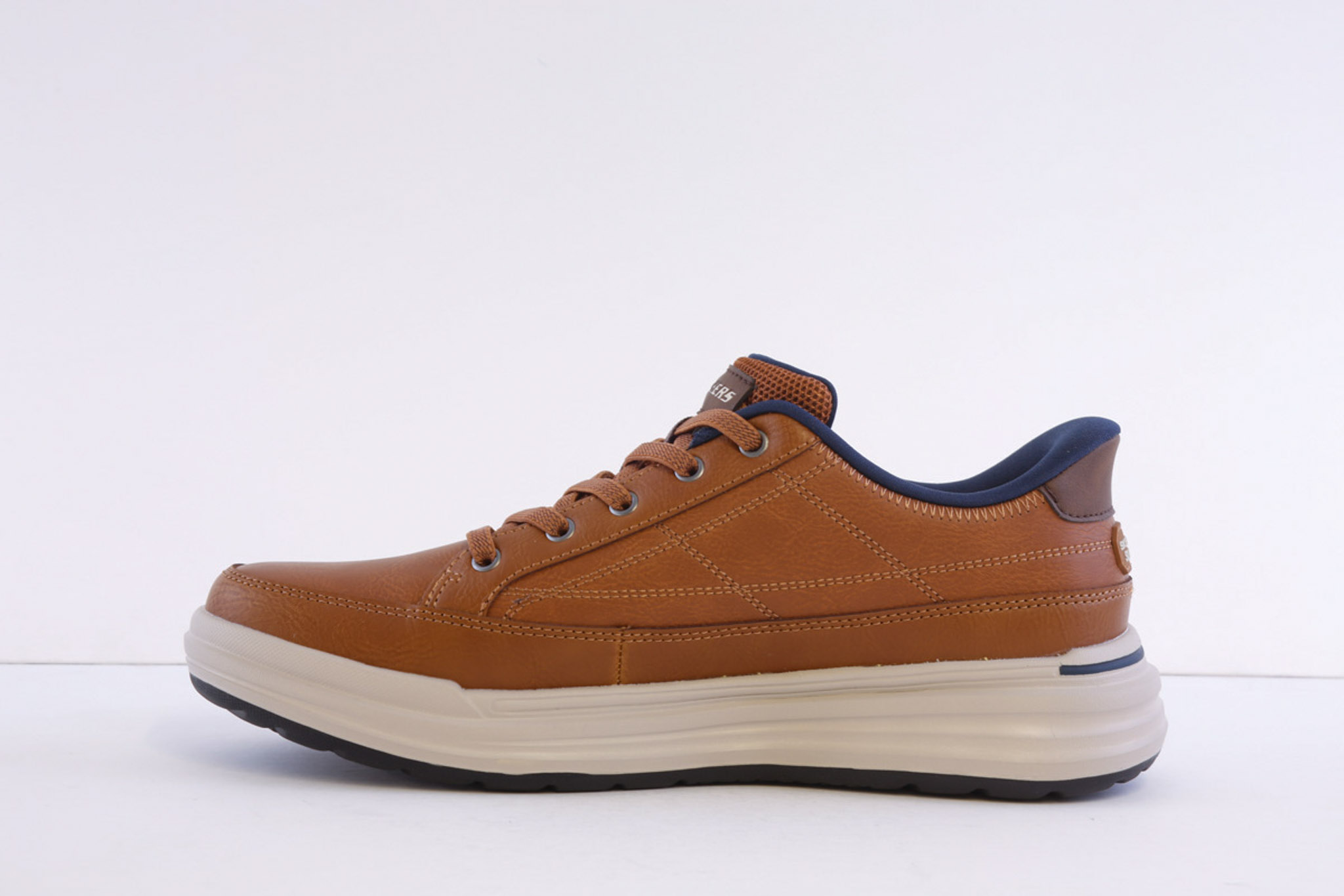 Skechers 211234-Lug Brown Leather Bungee Laced slipin Trainer - Image 3