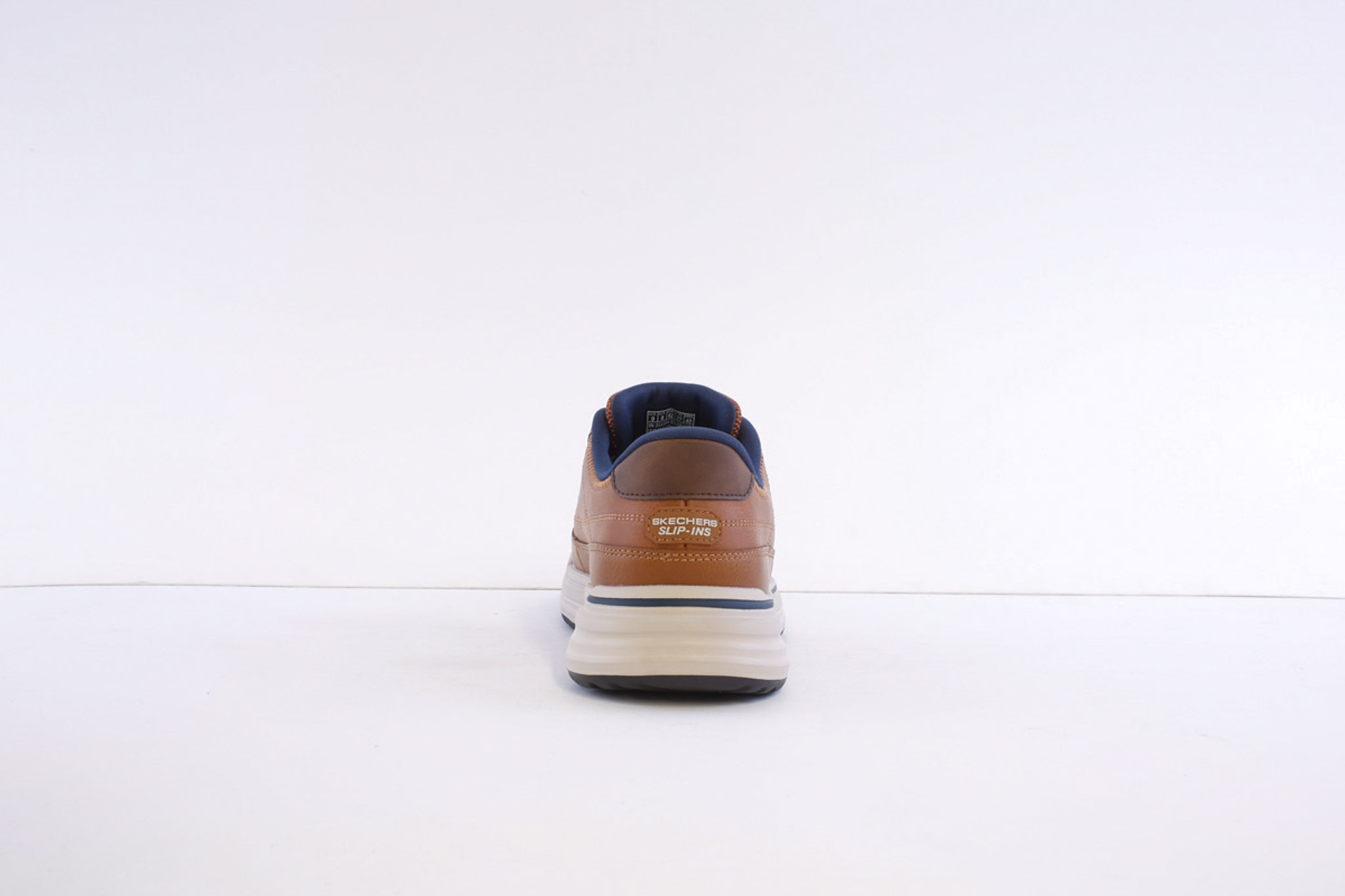 Skechers 211234-Lug Brown Leather Bungee Laced slipin Trainer - Image 5