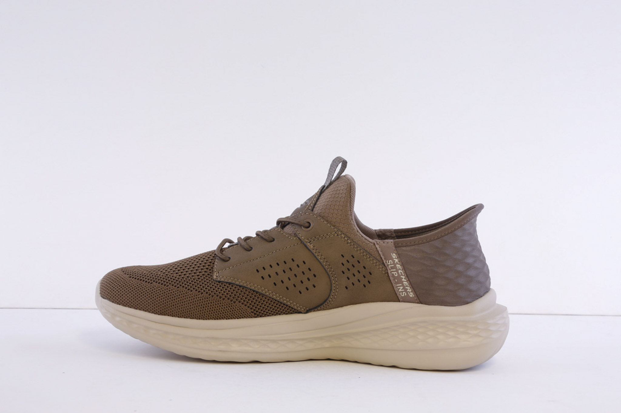 Skechers 210889-Khk Khaki Mesh Bungee Laced slip in Trainer - Image 3