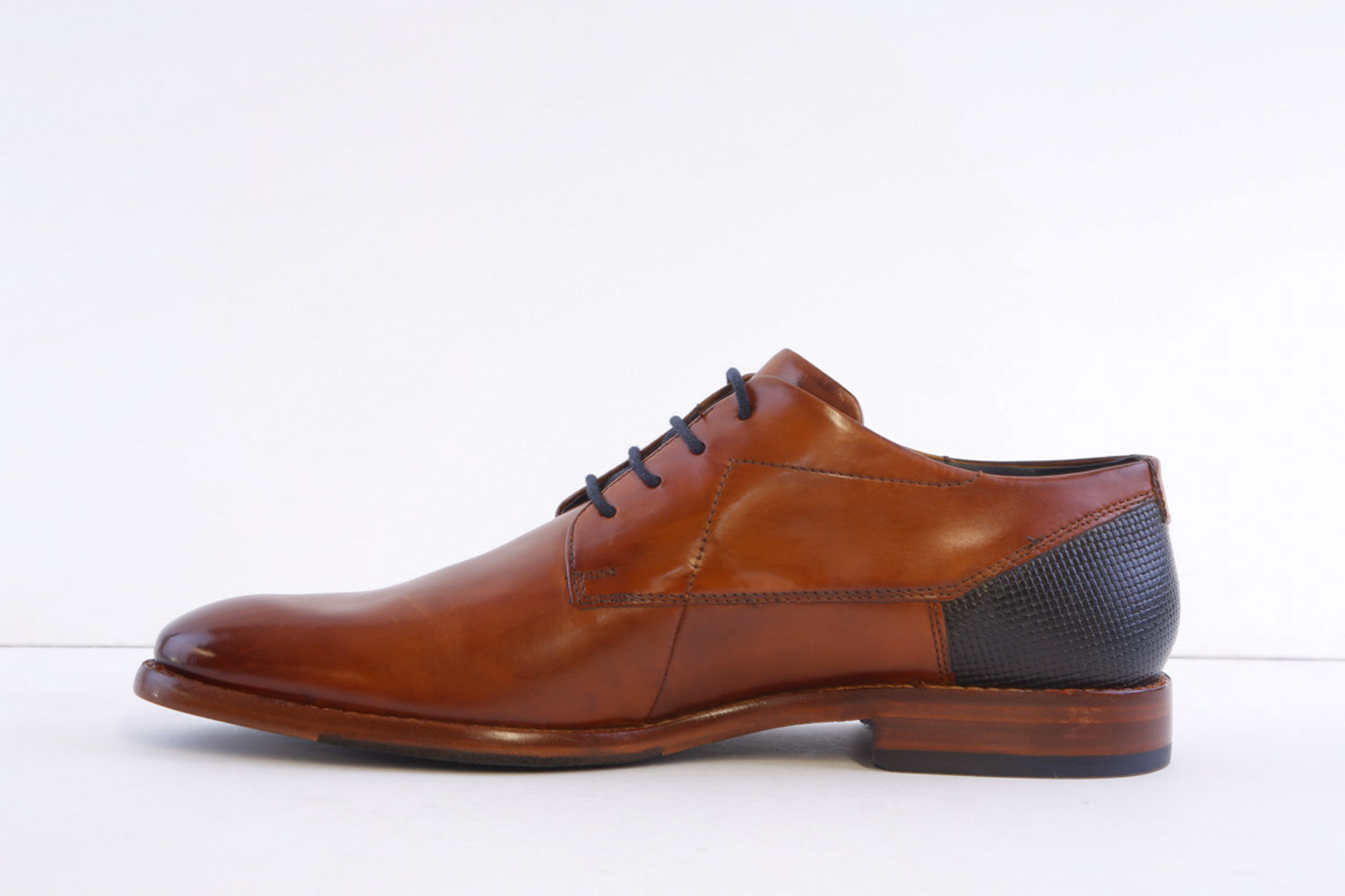 Bugatti 311-Aem01-1000-6300 Tan Leather Sole Formal Shoe - Image 3