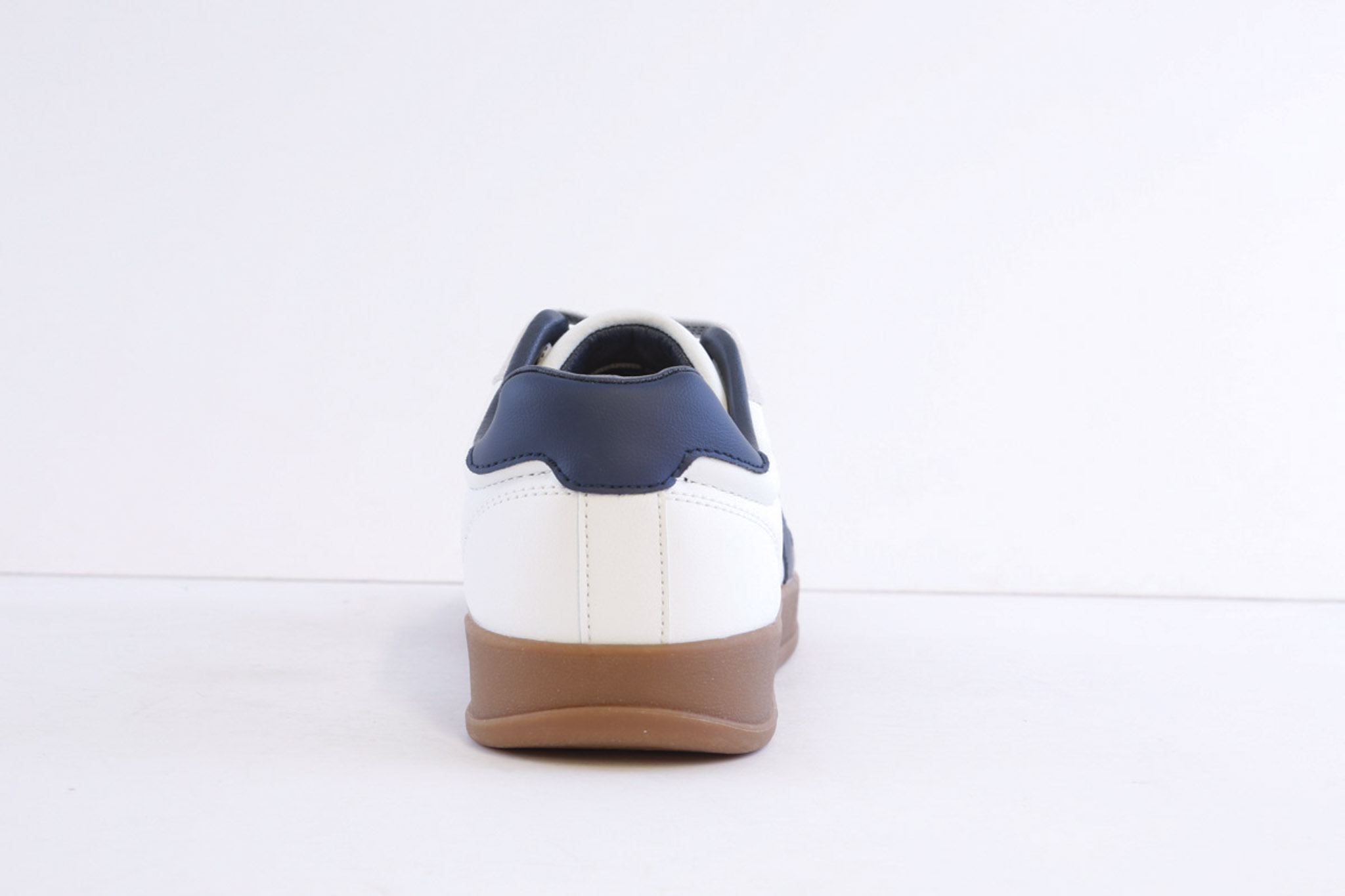 Tommy Bowe Burwett White Casual Fashion Laced Trainer - Image 4