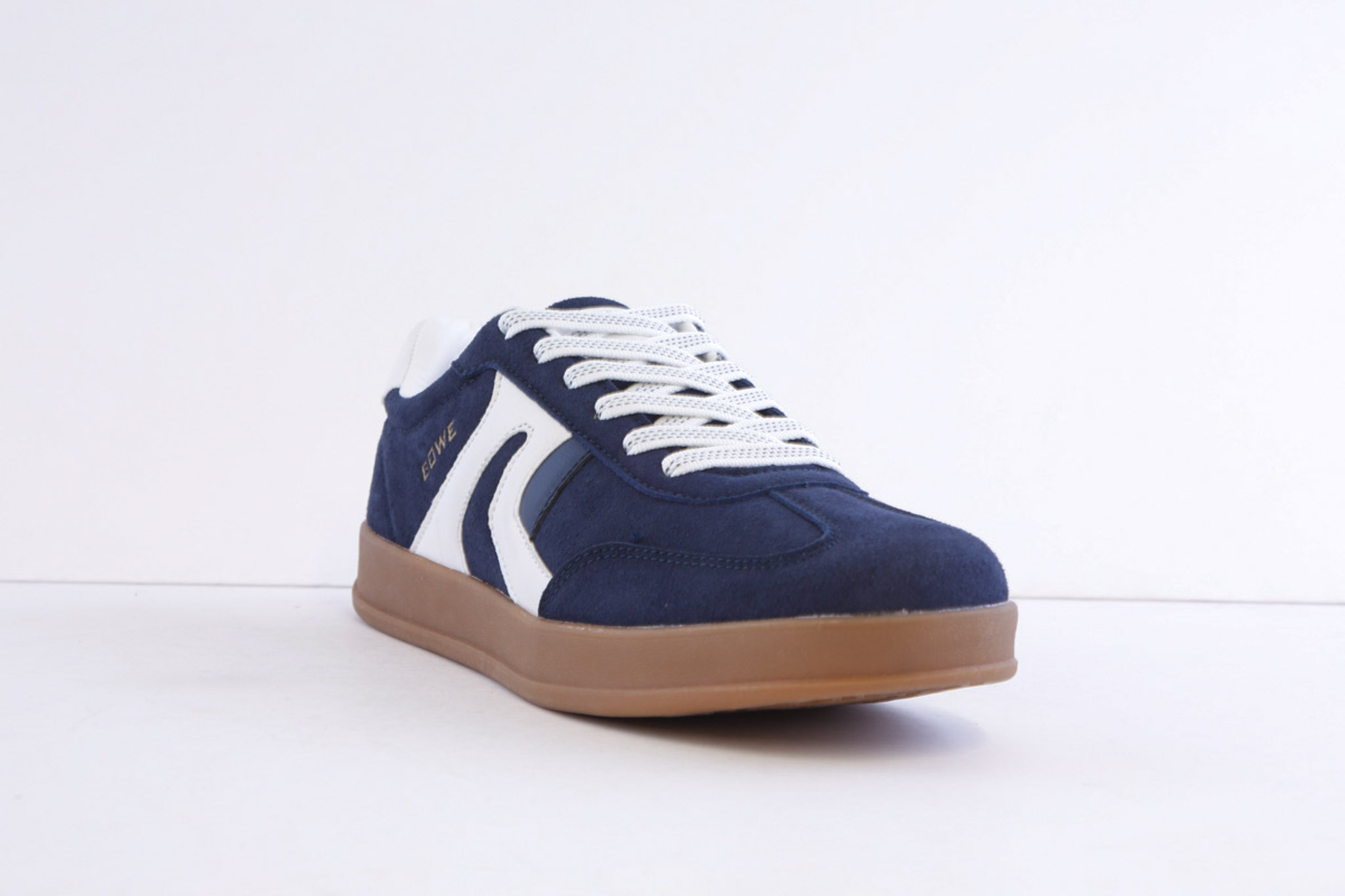 Tommy Bowe Burwett Navy Casual Fashion Laced Trainer - Image 2