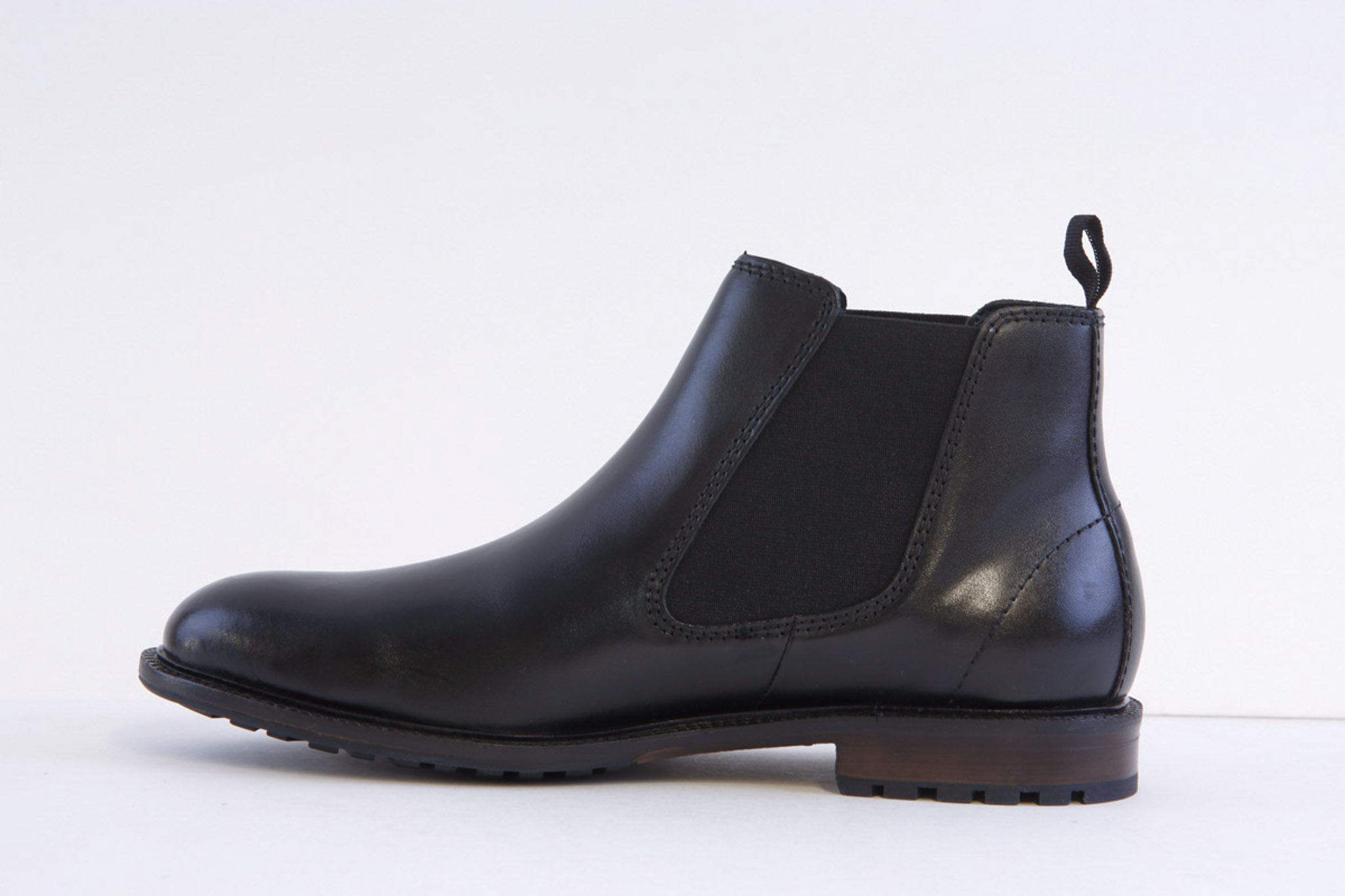 Bugatti311-A0a32-1000-1000 Black Leather Chelsea boot - Image 2