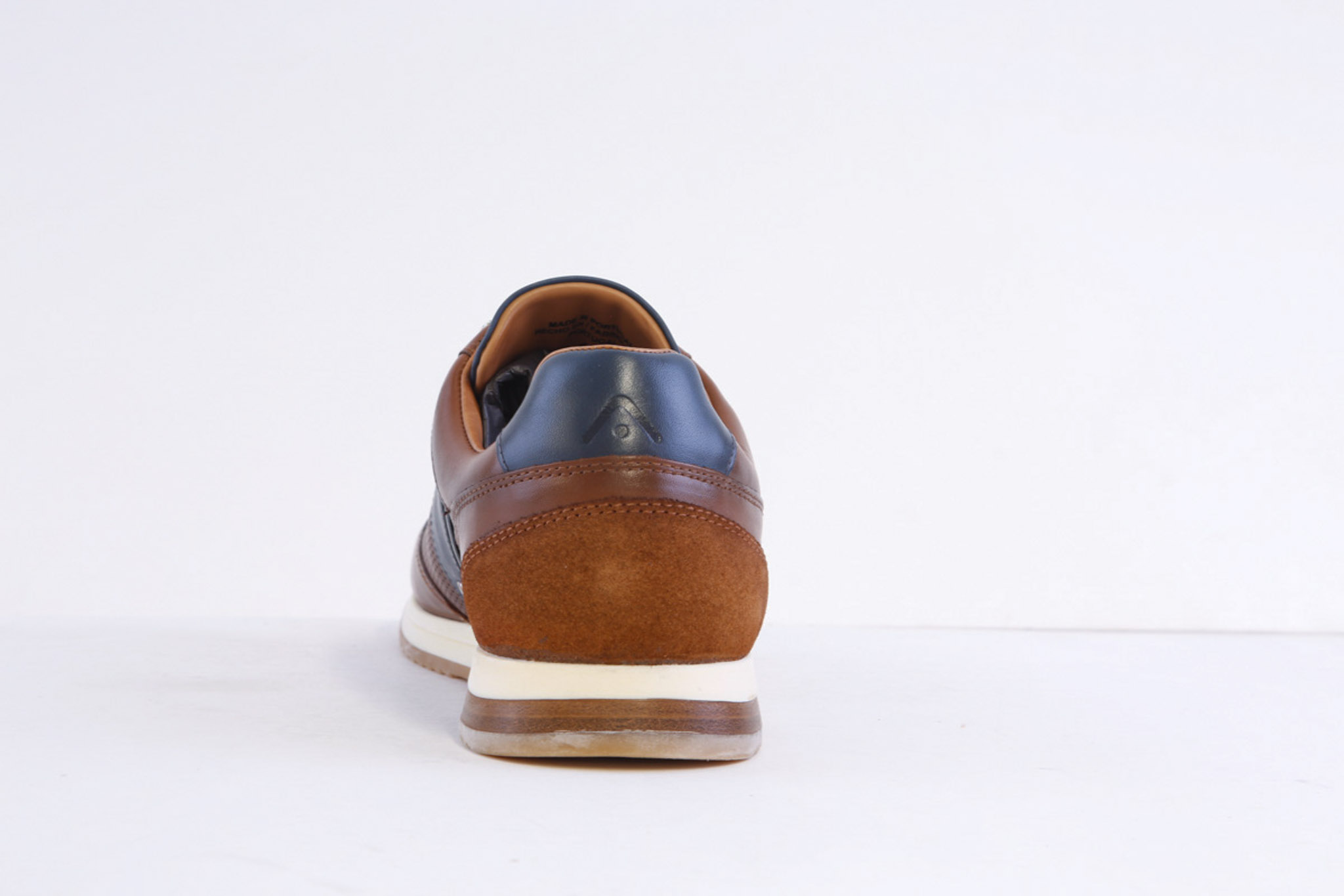 Ambitious 11319-6810 Tan Leather Smart Casual Laced Trainer - Image 4